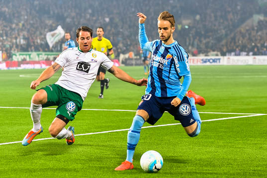 Djurgårdens Daniel Berntsen och Hammarbys Johan Persson