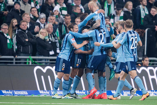 Djurgårdens Mathias Ranegie jublar efter 0-2