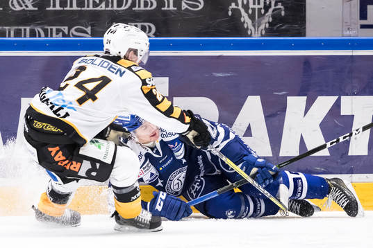 Leksands Johan Olofsson faller