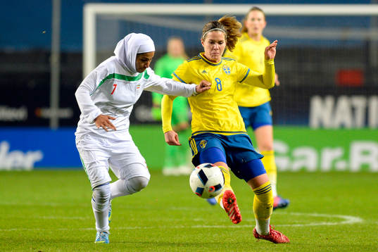 Irans Sara Zohrabi och Sveriges Hanna Folkesson