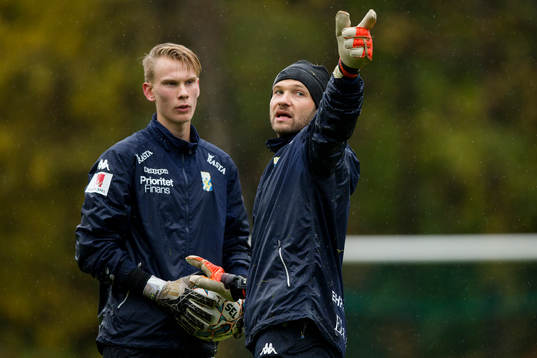 IFK Göteborgs målvakt Pontus Dahlberg och målvakt John