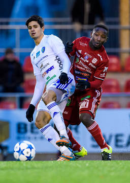 s Yanku Marrah under fotbollsmatchen i division 1 norra mellan Piteå och Umeå den 23 oktober 2016 i Piteå.