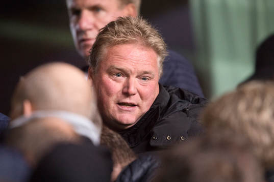 IFK Göteborgs tränare Jörgen Lennartsson på läktaren