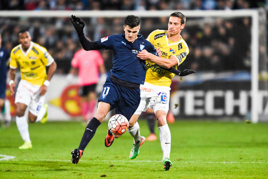 Malmö FFs Alexander Jeremejeff och Falkenbergs Akseli Pelvas