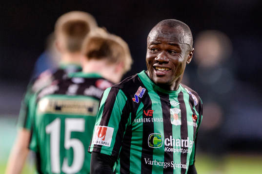 Varbergs Nsima Peter jublar
