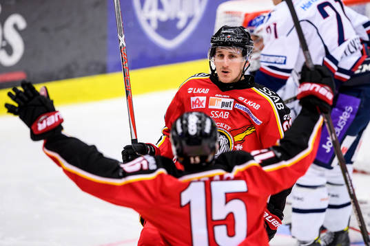 Luleås Bill Sweatt jublar