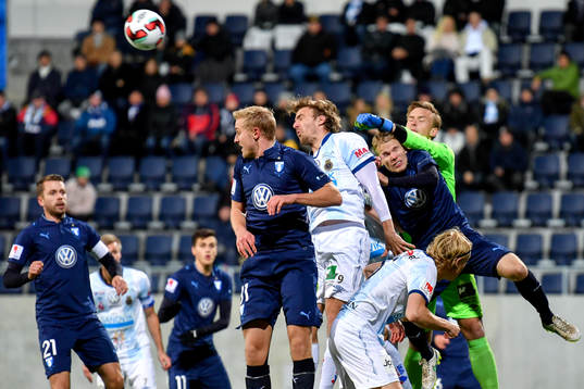 Gefles målvakt Andreas Andersson och Johan Oremo och