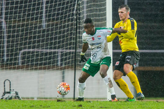 Prespas Emmanuel Ayaah Okine och Mjällbys