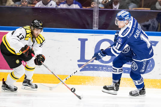 Leksands Martin Karlsson Brynäs Ryan Gunderson i kamp om