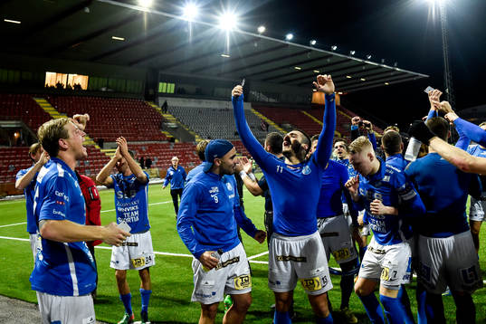 Norrbys spelare jublar