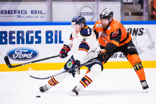 Djurgårdens Emil Johansson och Karlskronas Joachim Rohdin