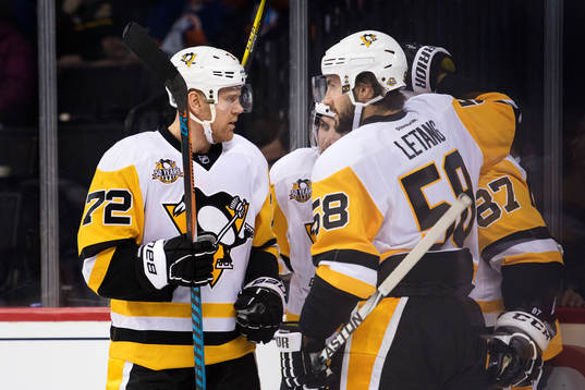 Pittsburghs Patric Hörnqvist, Conor Sheary, Kris Letang