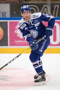 Leksands Jesper Ollas vid uppvärmningen innan