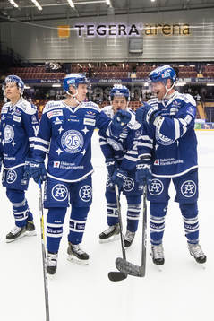 Leksands Olle Alsing och Leksands Joe Piskula jublar