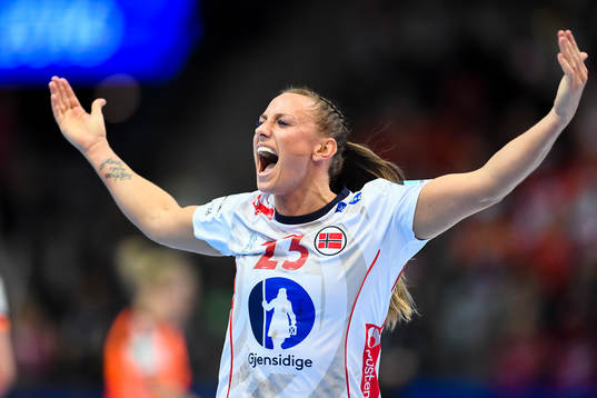 Norges Camilla Herrem jublar