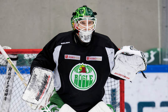 Målvakt Oscar Dansk