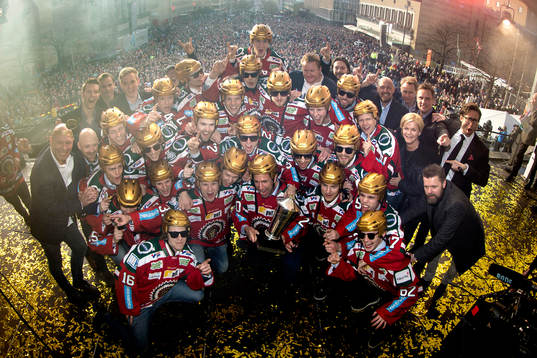 Bla gjennom flere bilder av Frölunda