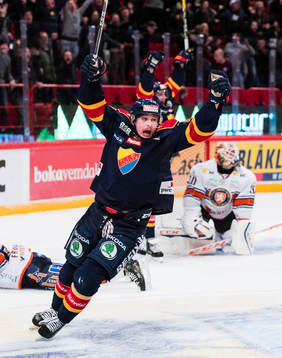 Djurgårdens Linus Johansson jublar
