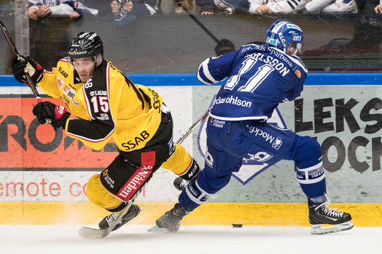 Luleås Christian Jaros och Leksands Martin Karlsson i