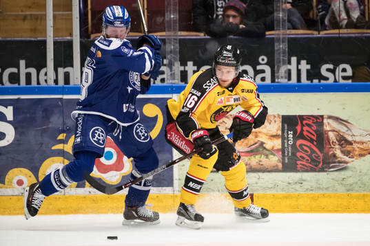 Leksands Alexander Ytterell och Luleås Einar Emanuelsson i