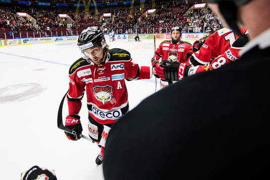 Malmö Redhawks Andreas Thuresson jublar