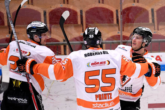 Karlskronas Marcus Paulsson jublar