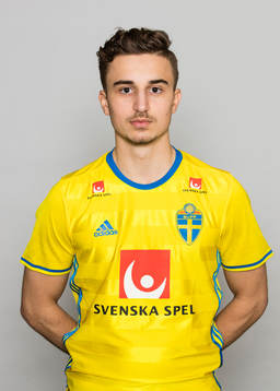 Adin Bukva i P19/98-landslaget poserar för ett porträtt den 10 januari 2017 i Stockholm. 