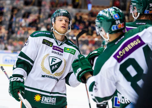 Färjestads Johan Ryno jublar