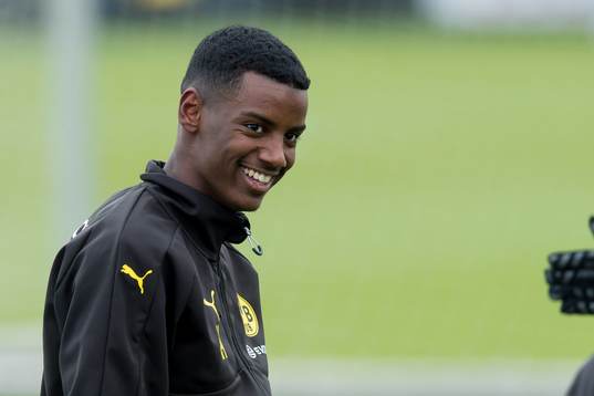 Bla gjennom flere bilder av Fotboll, Bundesliga, Dortmund, Alexander Isak