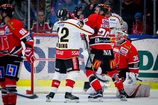 Luleås Joakim Hillding och Örebros Marcus Weinstock