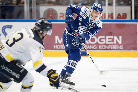 Leksands Martin Karlsson  i ishockeymatchen i SHL mellan
