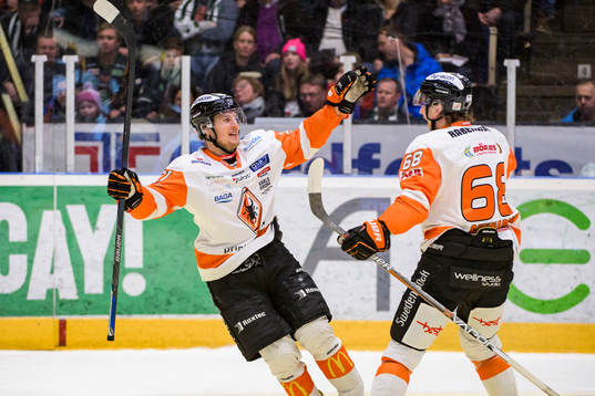 Karlskronas Marcus Paulsson jublar