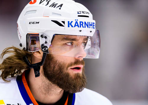 Växjös Ville Leino på uppvärmningen