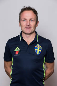 Domaren Magnus Sjöblom poserar för ett porträtt