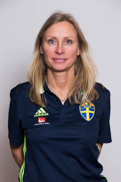 Domargruppens Marita Emilsson Käll poserar för ett porträtt