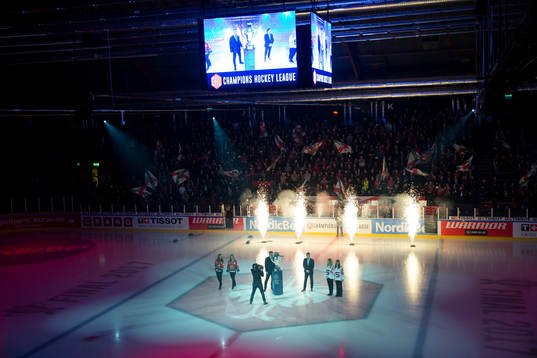 Tidigare Frölunda spelarna Ronnie Sundin och Stefan
