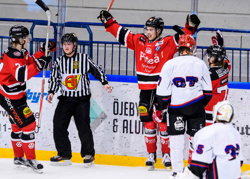 Piteås Erik Wikgren jublar