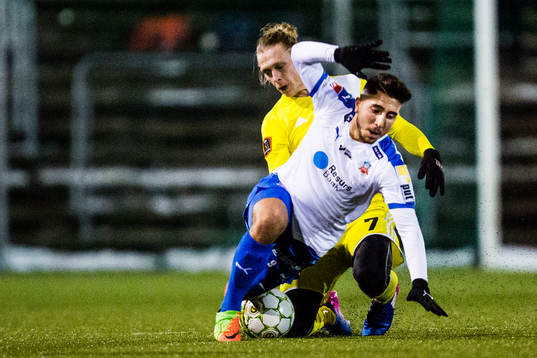Helsingborgs Moustafa Zeidan och Lyngbys Jesper Christjansen