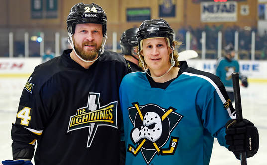 Lightnings Jonas Frögren och Dronts Jonathan Hedström