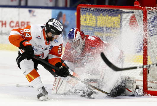 Karlskronas Jimmy Andersson, Linköpings målvakt Jacob
