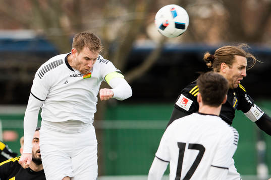 GAIS Steven Old med en nick