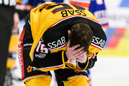 Luleås Christian Jaros har ont