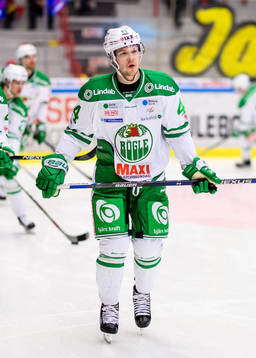 Rögles Matt Fraser på uppvärmningen