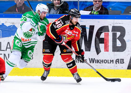 Rögles Sebastian Collberg och Luleås Kael Mouillierat