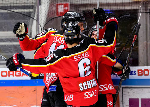 Luleås Andreas Falk (h) jublar