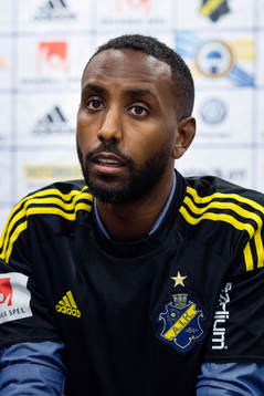 s nya spelare Henok Goitom under en presskonferens arrangerad av AIK den 3 mars i Stockholm.