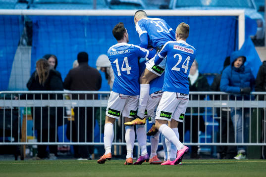 Trelleborgs Salif Camara Jönsson och Marcus Pode jublar