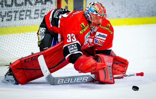 Örebros målvakt Julius Hudacek