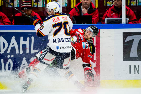 Malmö Redhawks André Benoit faller