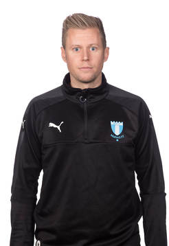 Malmö FFs leg. Fysioterapeut Jesper Robertsson poserar för ett porträtt den 7 mars 2017 i Malmö.